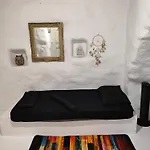 Artemis Authentic Mykonian Stone House Near ロッジ