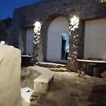 Artemis Authentic Mykonian Stone House Near スーパーパラダイスビーチ