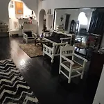 ロッジ Artemis Authentic Mykonian Stone House Near *