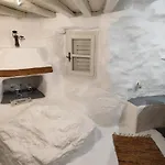 ロッジ Artemis Authentic Mykonian Stone House Near *