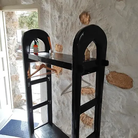 Artemis Authentic Mykonian Stone House Near Super Paradise Beach (Mykonos)