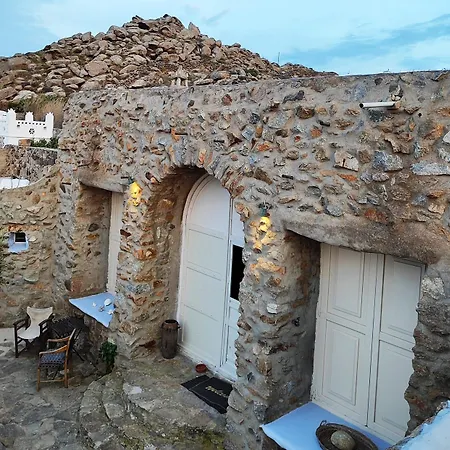 Lodge Artemis Authentic Mykonian Stone House Near Super Paradise Beach (Mykonos)