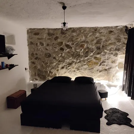 Artemis Authentic Mykonian Stone House Near * Playa Super Paradise