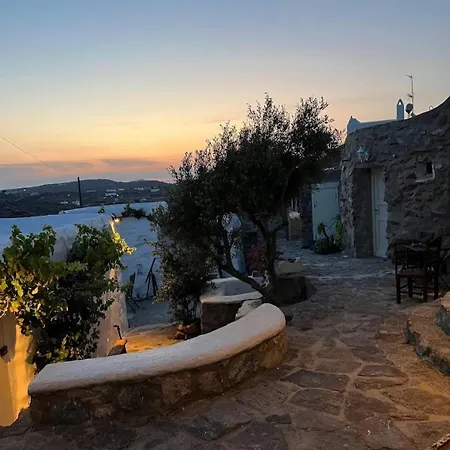 Artemis Authentic Mykonian Stone House Near ロッジ *
